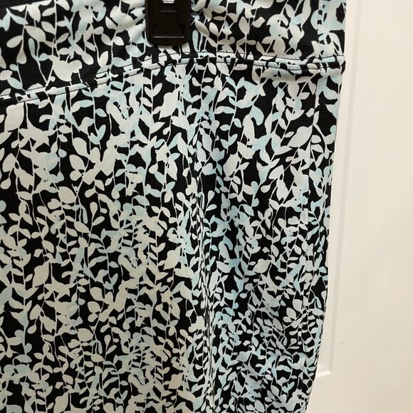 Tranquility by Colorado Clothing Lite Blue Floral Skort XXL - Picture 2 of 4